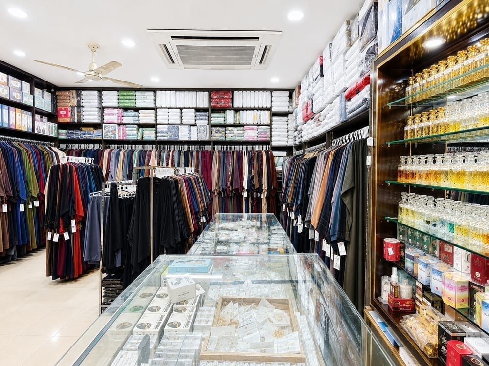 Al Hareem Islamic Store Interior